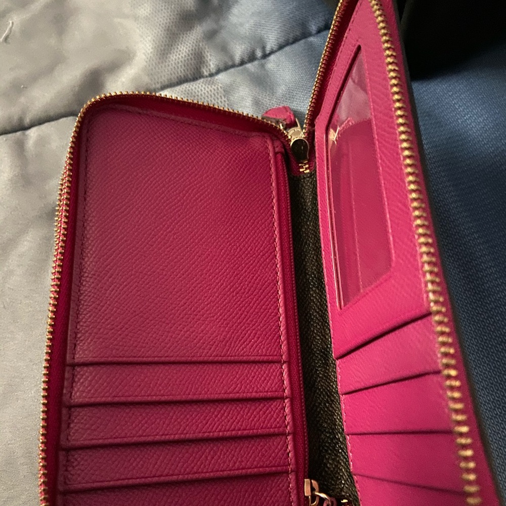 Wallet. - Picture 4 of 7